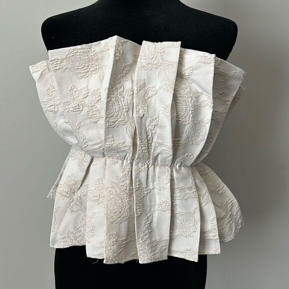 Do + Be Sleeveless Top - Picture 1 of 6